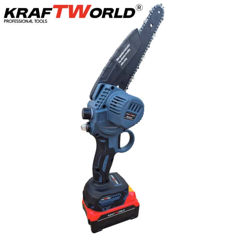 Chainsaw branch cutter with automatic oiling, x 2 batteries and charger Chainsaw branch cutter with automatic oiling, x 2 batteries and charger - Image 2