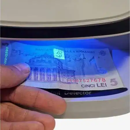 Money detector Machine / Multifunctional UV counterfeit money detector Money detector Machine / Multifunctional UV counterfeit money detector - Image 5